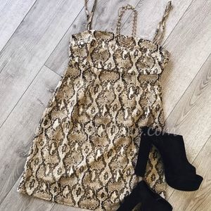 NWT Amazing Lace Brown Snake Skin Cami Dress